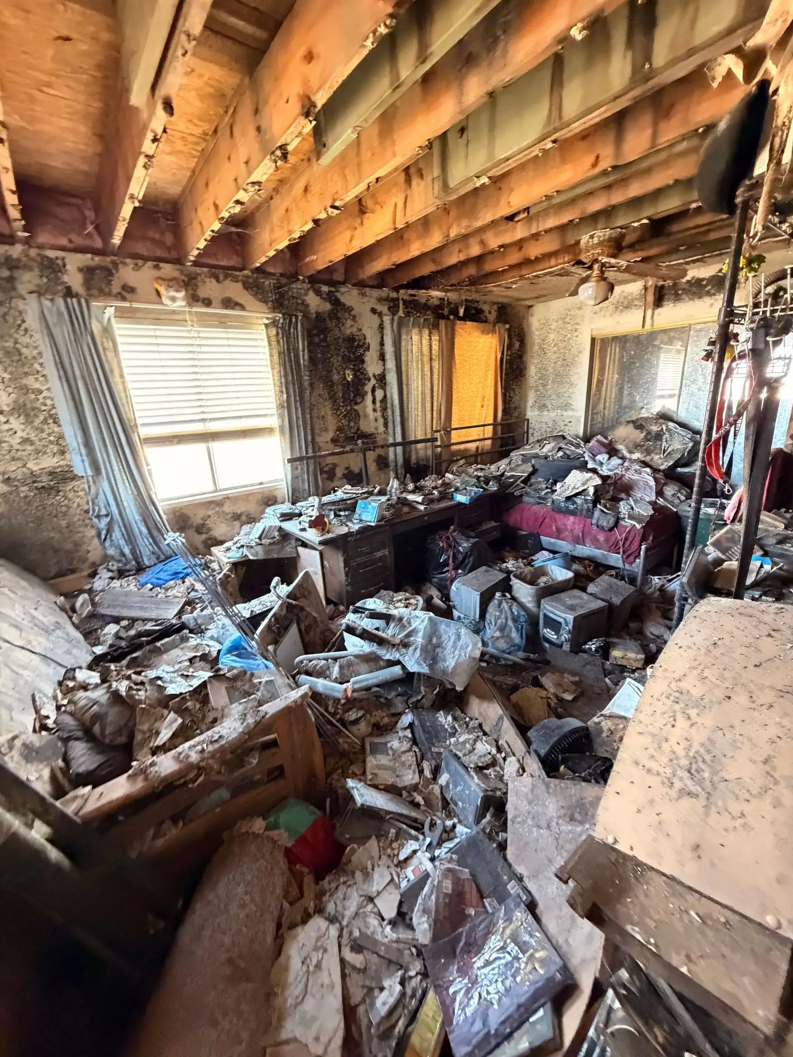 1702-e-eva-st-phoenix-az-85020-8
