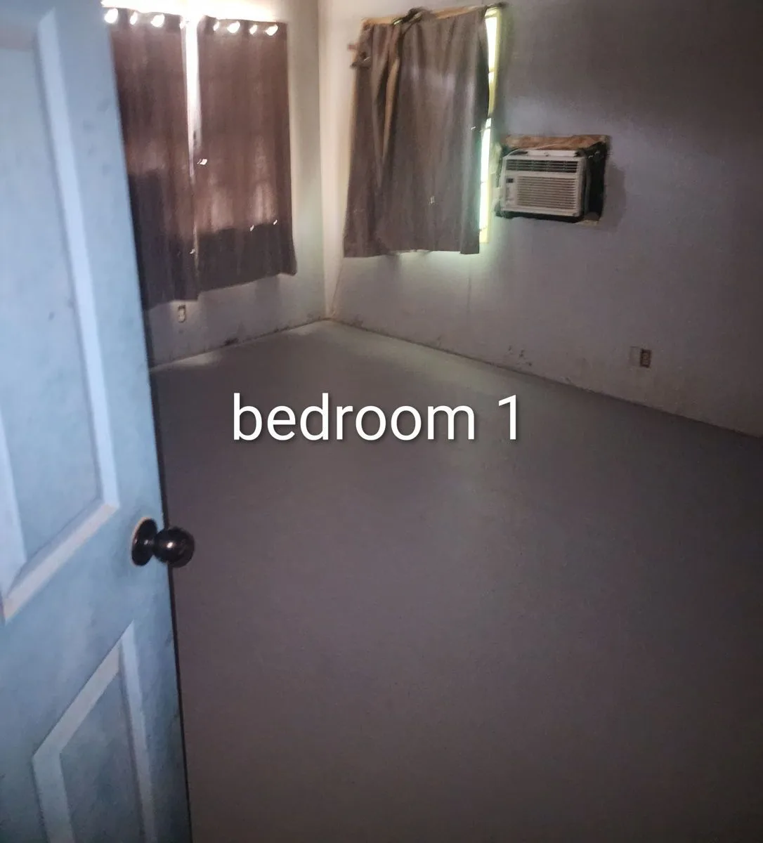9045699