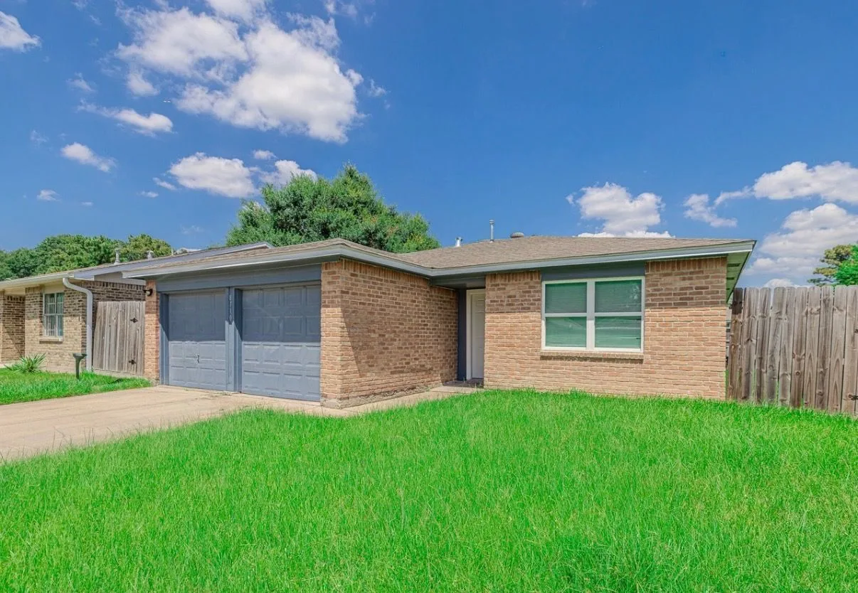 8710-valley-flag-dr-houston-tx-77078-2