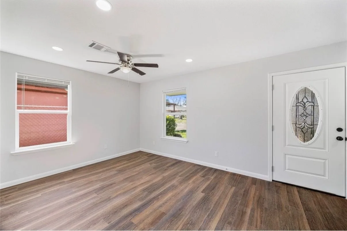 12611-s-coast-dr-houston-tx-77047-6