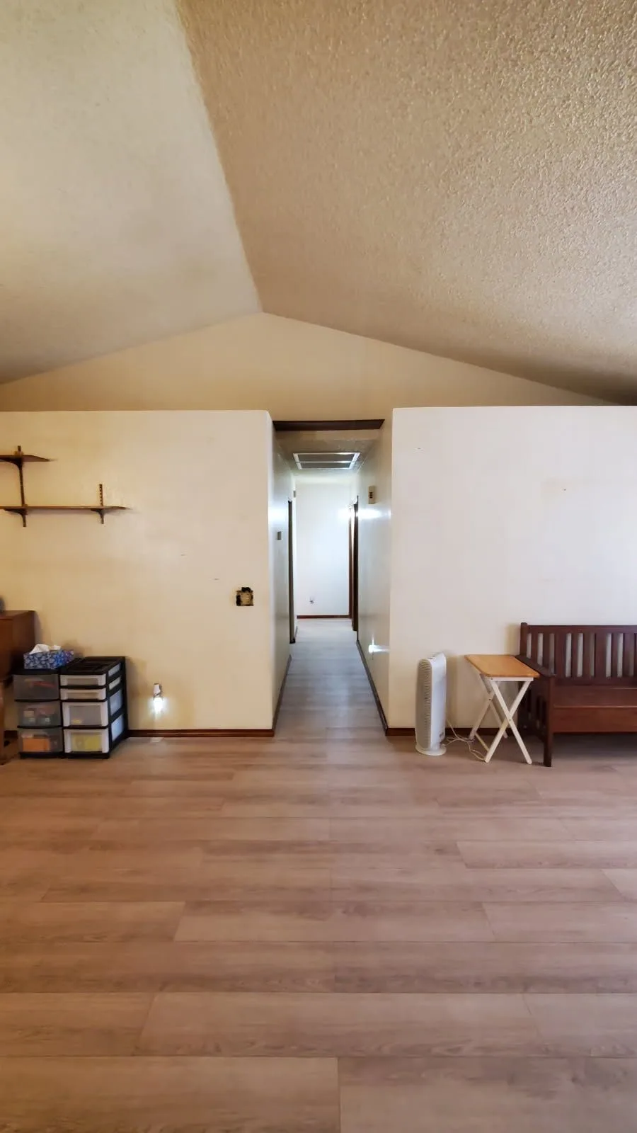 16 - 2320 E Dragon Ave