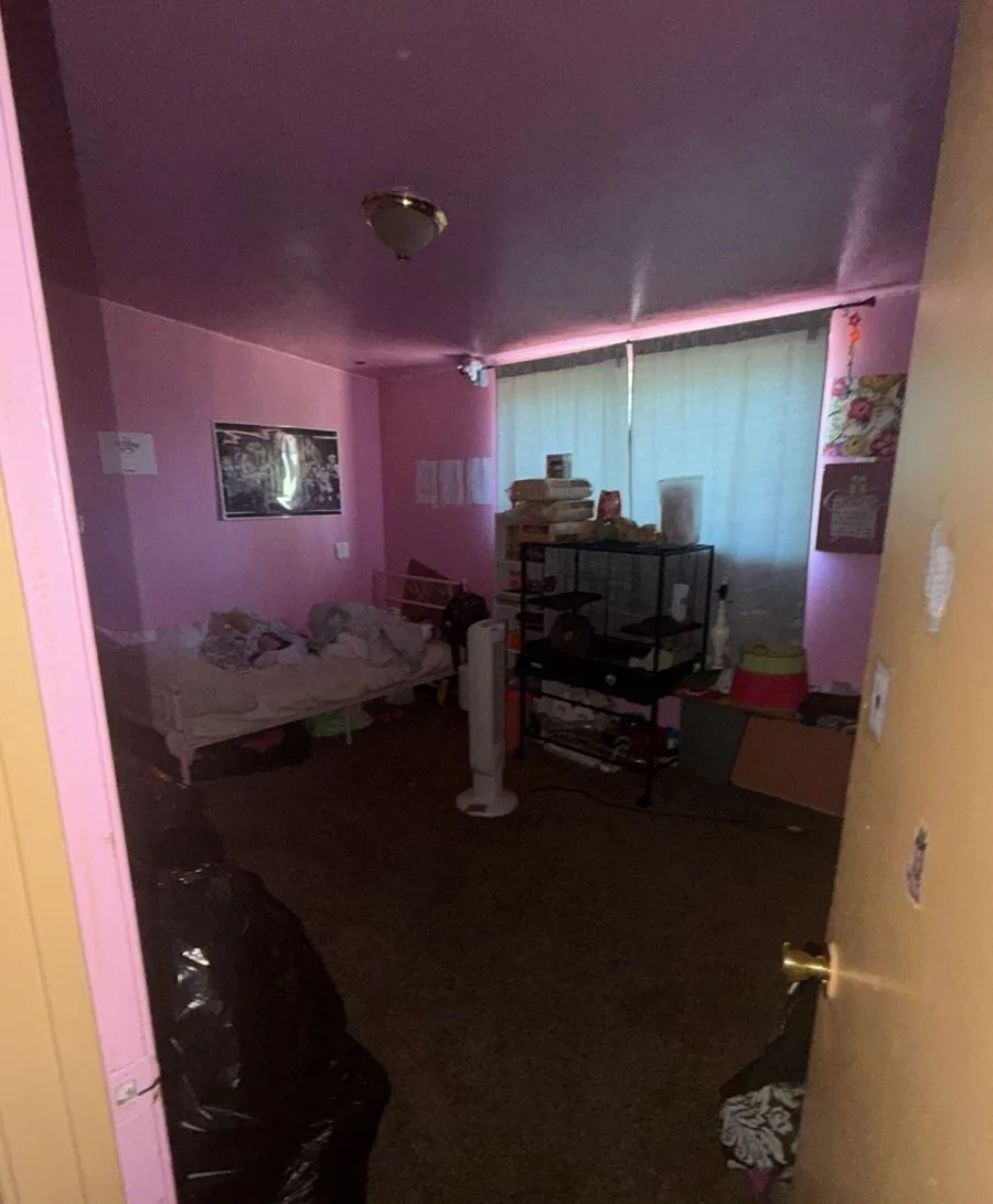 9152372