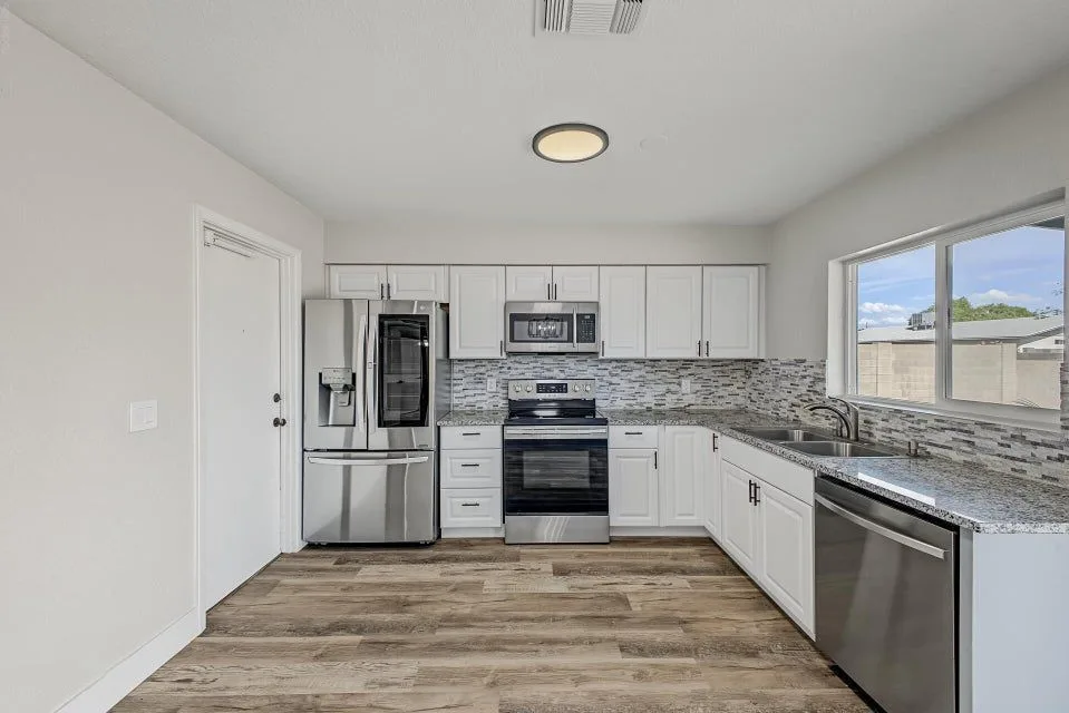 005 — 17605 N 9th Ave, Phoenix, AZ 85023
