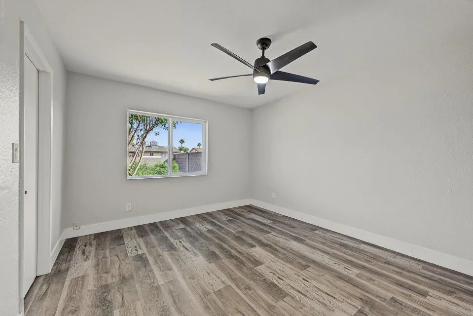 011 — 17605 N 9th Ave, Phoenix, AZ 85023
