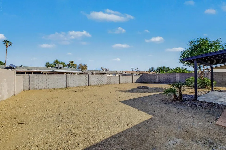 021 — 17605 N 9th Ave, Phoenix, AZ 85023