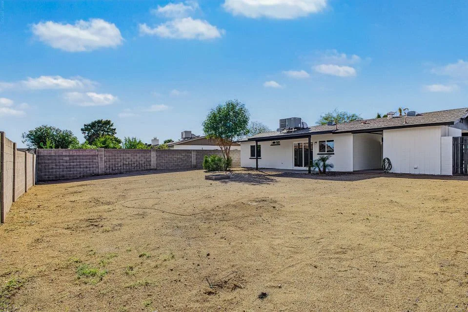 023 — 17605 N 9th Ave, Phoenix, AZ 85023