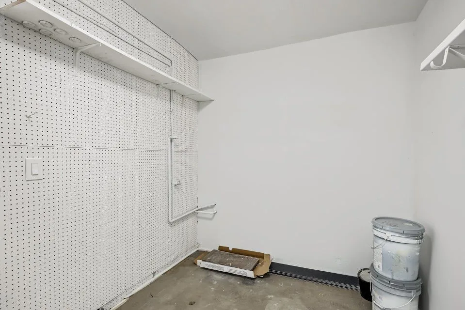 027 — 17605 N 9th Ave, Phoenix, AZ 85023