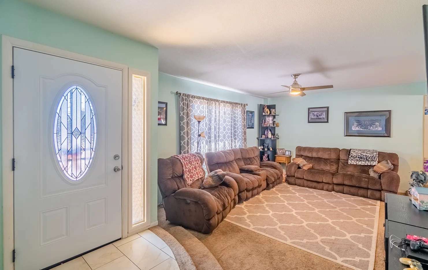 5815 46th Ave13