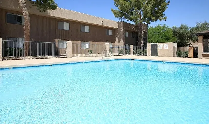 1036 14 — 3810 N Maryvale Pkwy, Unit 1036, Phoenix, AZ 85031