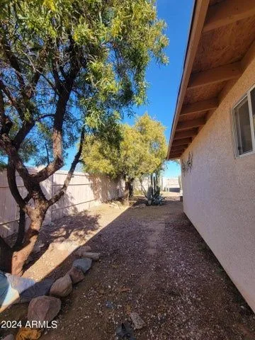 LEFT SIDE OF HOUSE