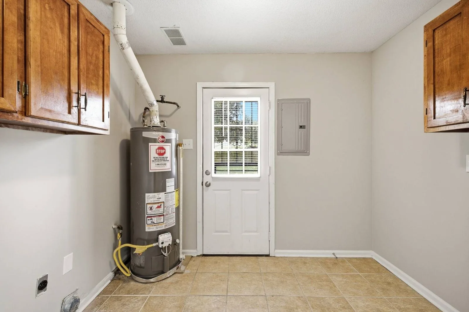 3235_Dorchester_St-15