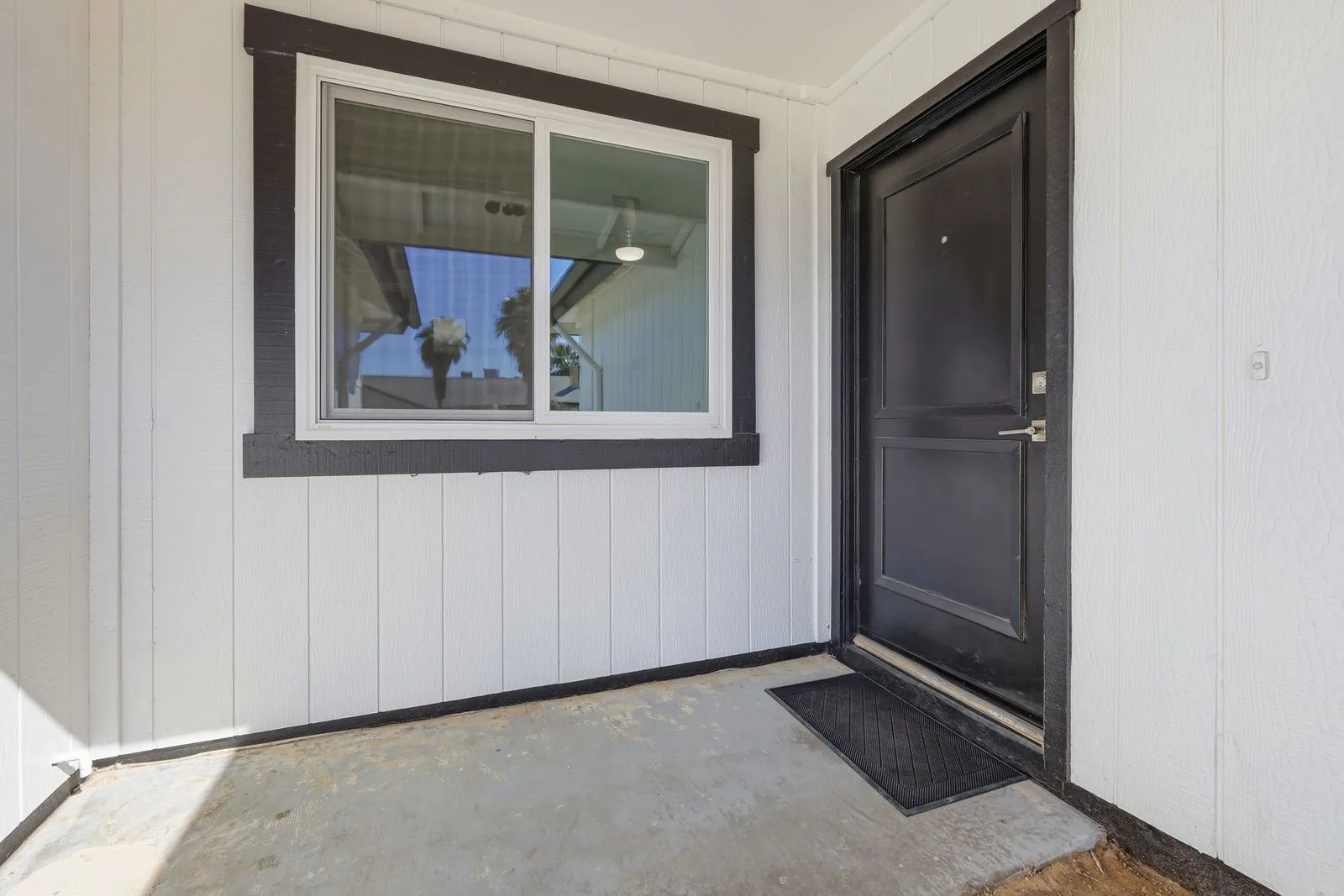 003 — 6420 W College Dr, Phoenix, AZ 85033