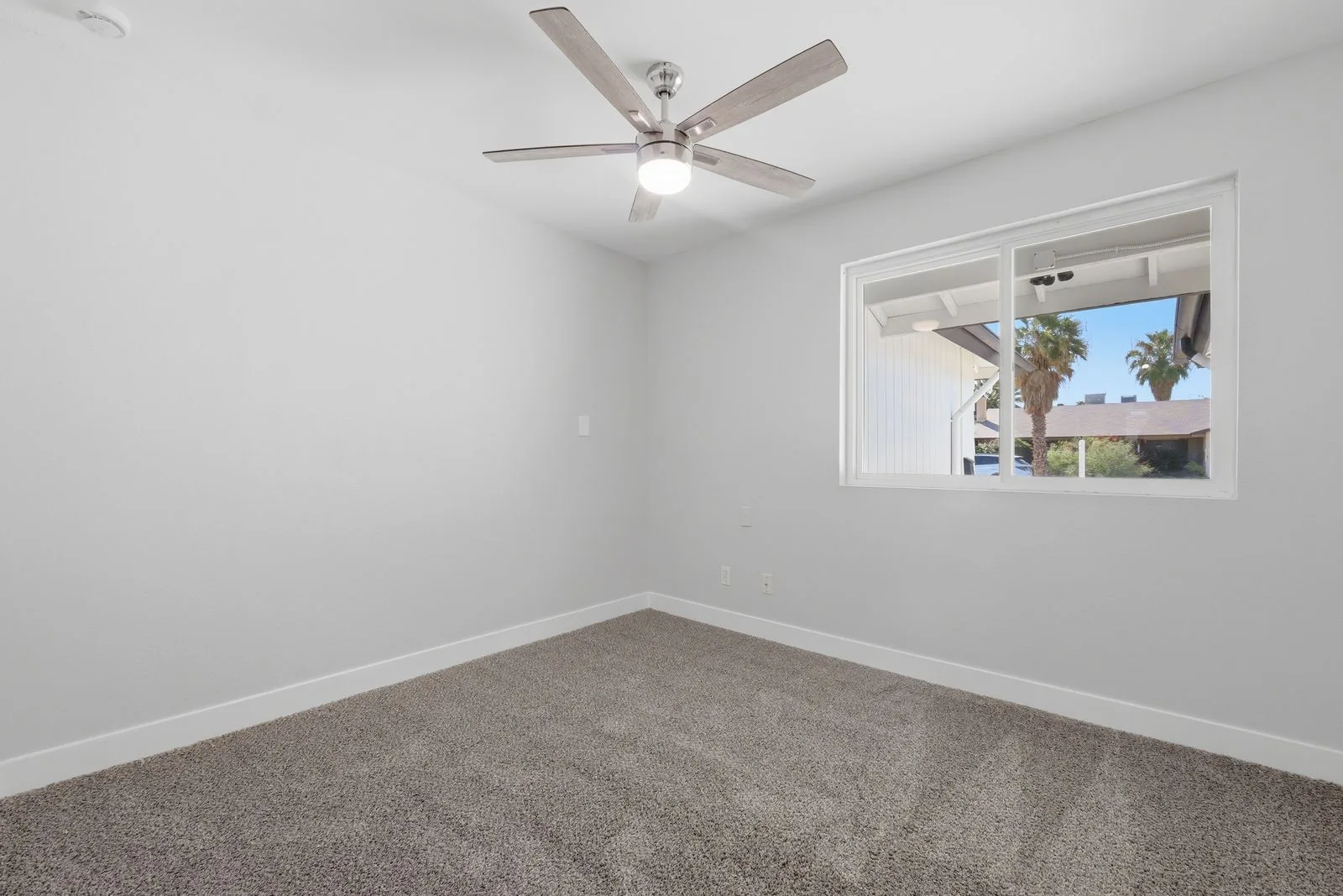026 — 6420 W College Dr, Phoenix, AZ 85033