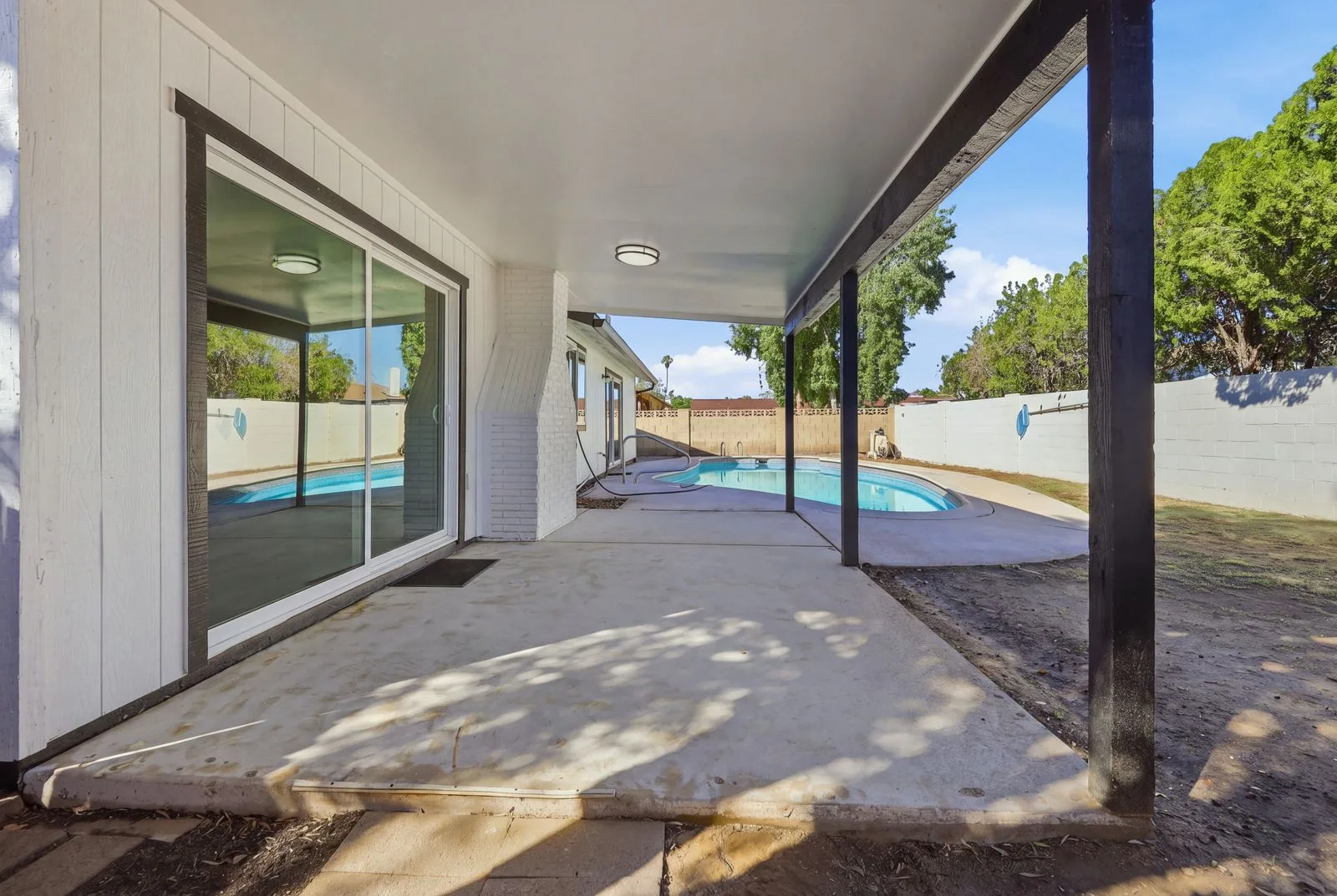 031 — 6420 W College Dr, Phoenix, AZ 85033