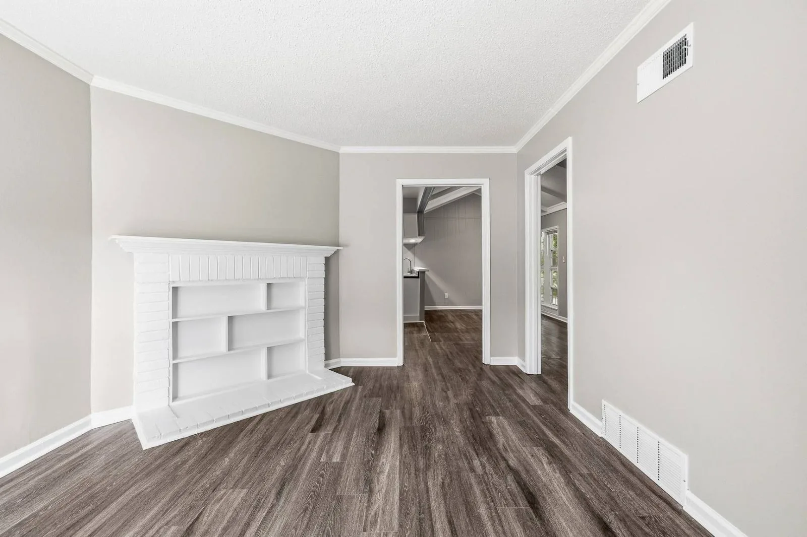 3718_Wordsworth_Ave-8