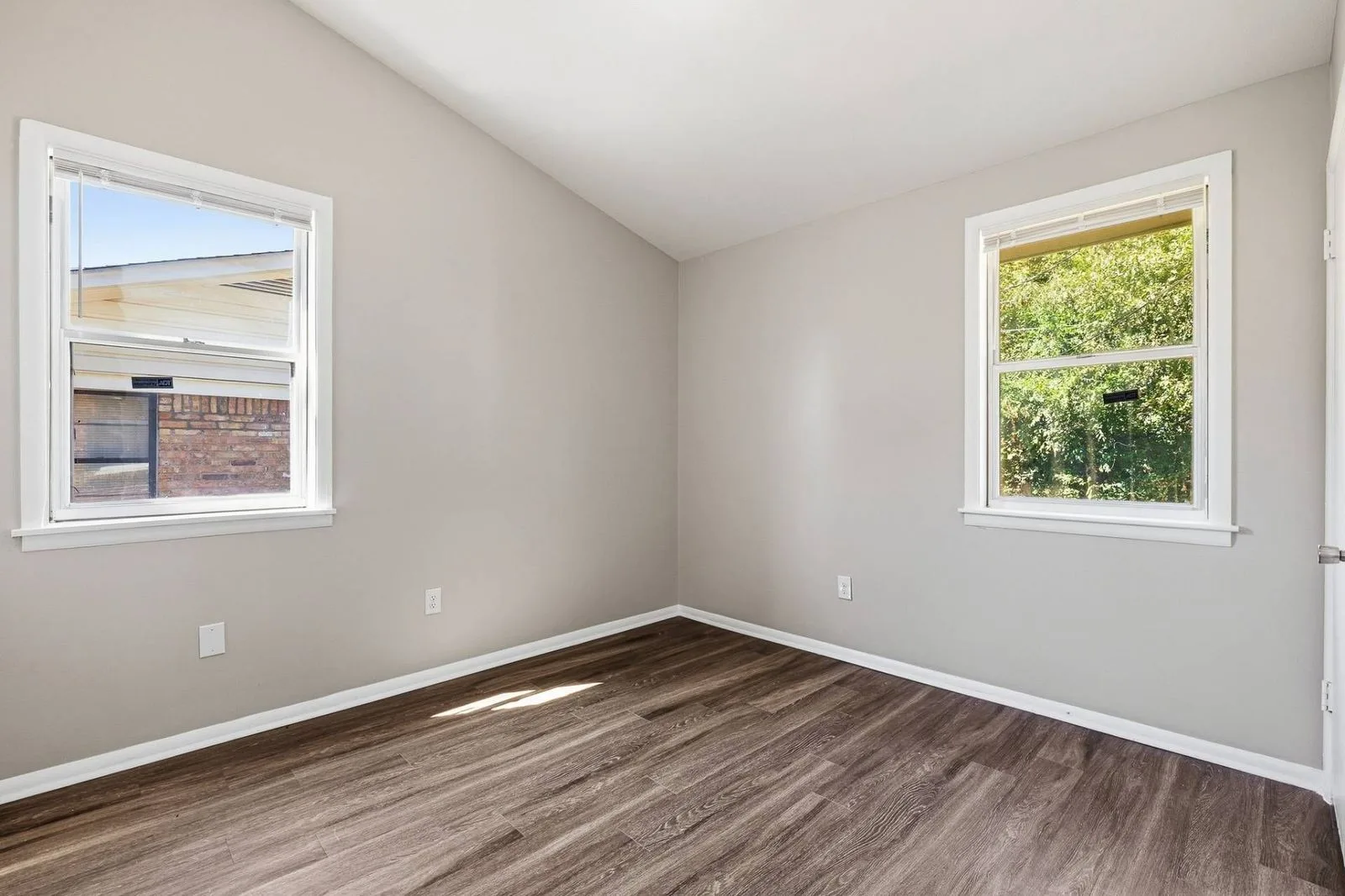2278_Arlene_Ave-21
