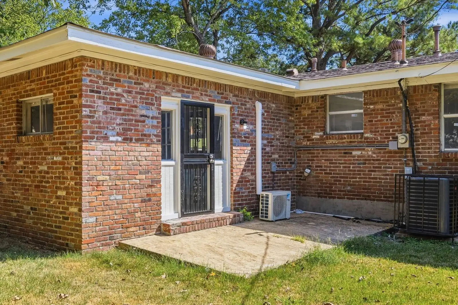 2278_Arlene_Ave-26