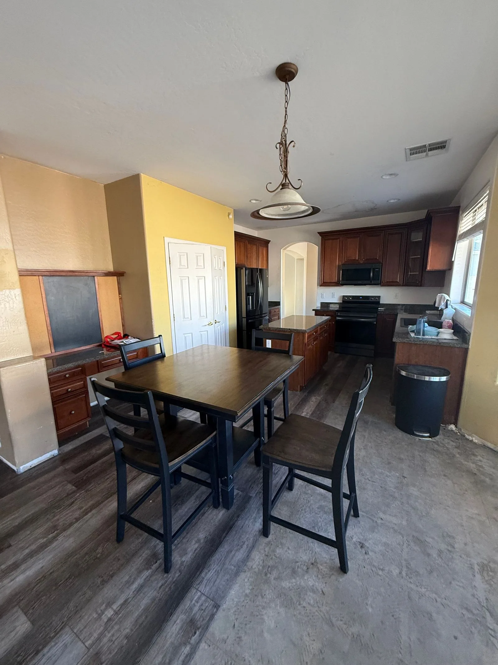 IMG_0531 — 10414 W Roanoke Ave, Avondale, AZ 85392