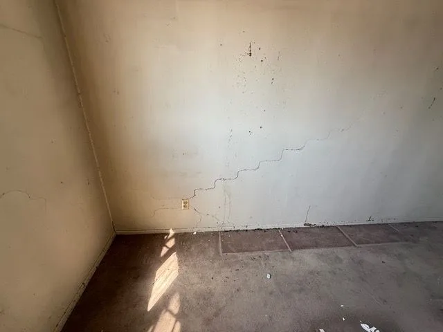 2026-09-05 – 6644 E Wilshire Dr – Before Photo 15
