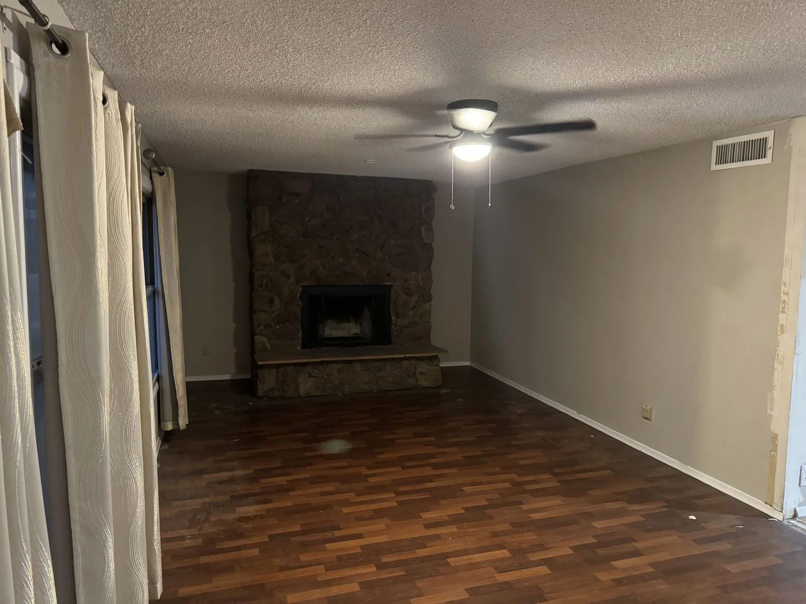 IMG_0881 — 15402 N 56th Ave, Glendale, AZ 85306