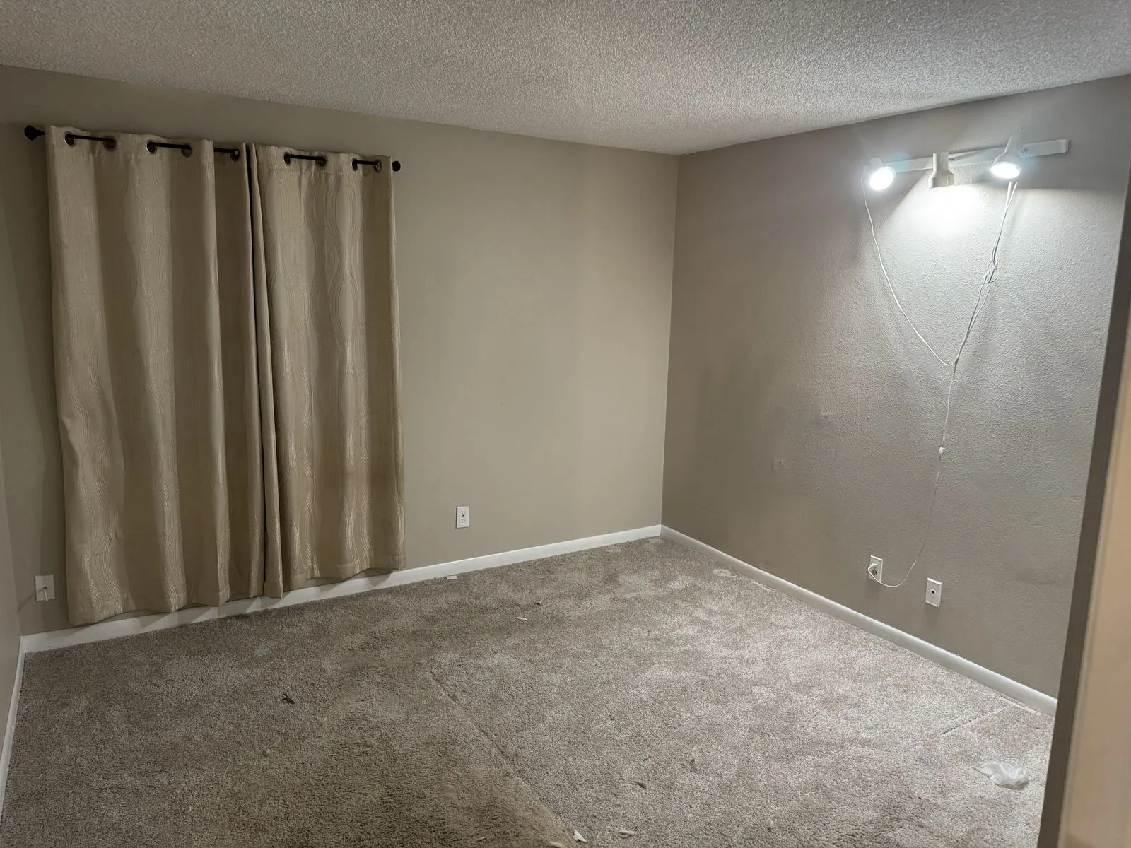 IMG_0886 — 15402 N 56th Ave, Glendale, AZ 85306