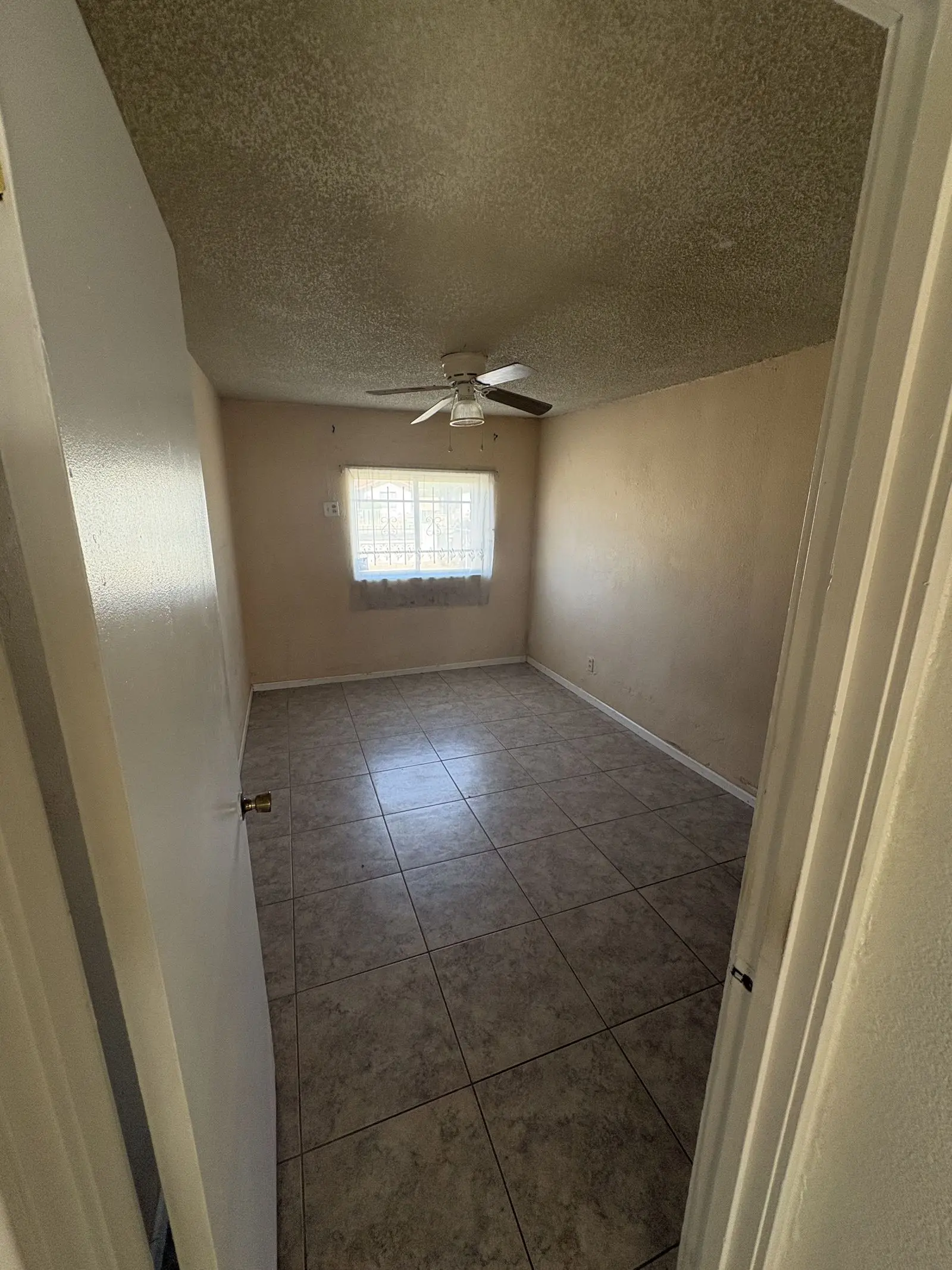 6626-n-54th-ave-glendale-az-85301-6 — 6626 N 54th Ave, Glendale, AZ 85301