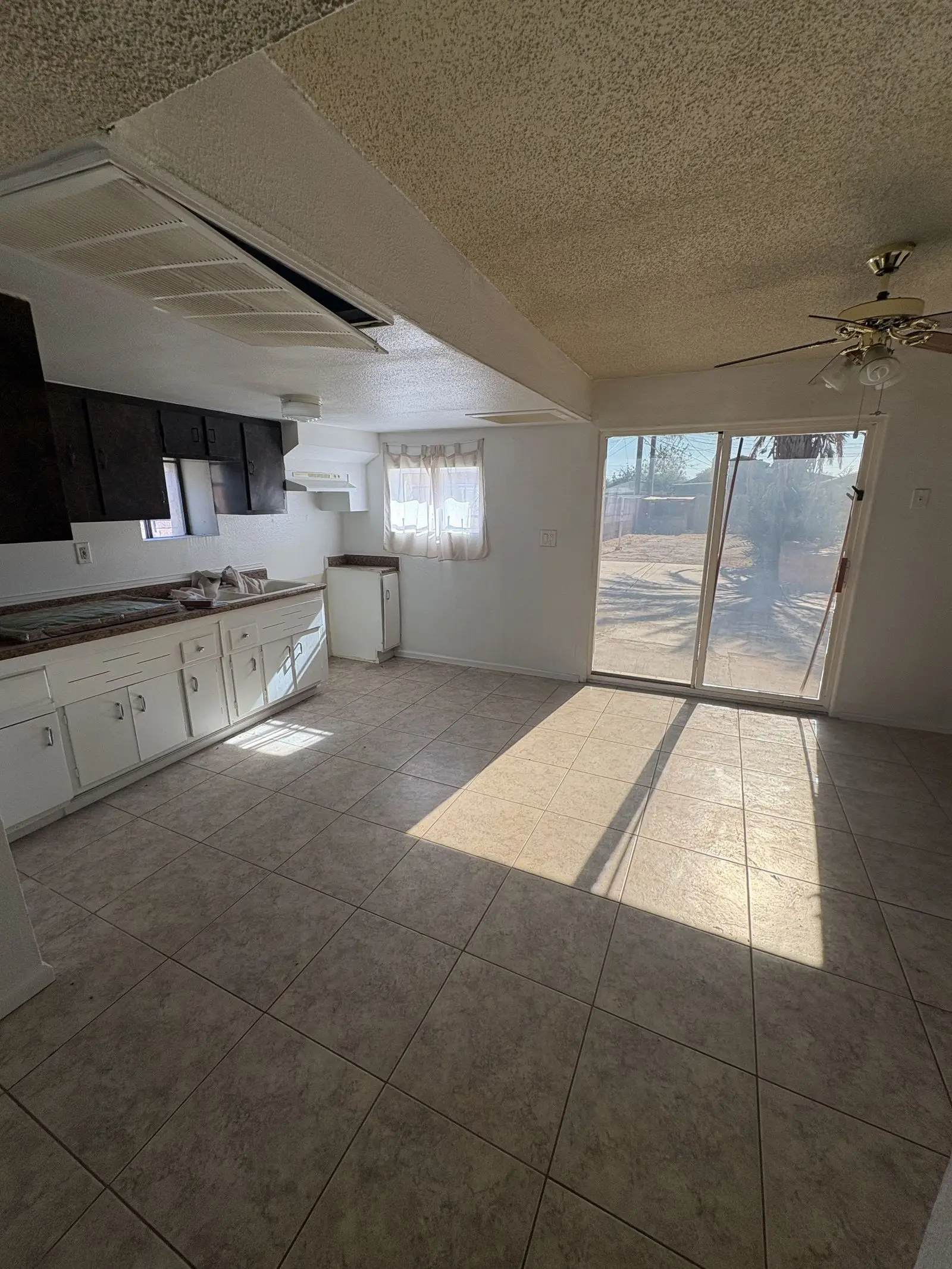 6626-n-54th-ave-glendale-az-85301-10 — 6626 N 54th Ave, Glendale, AZ 85301
