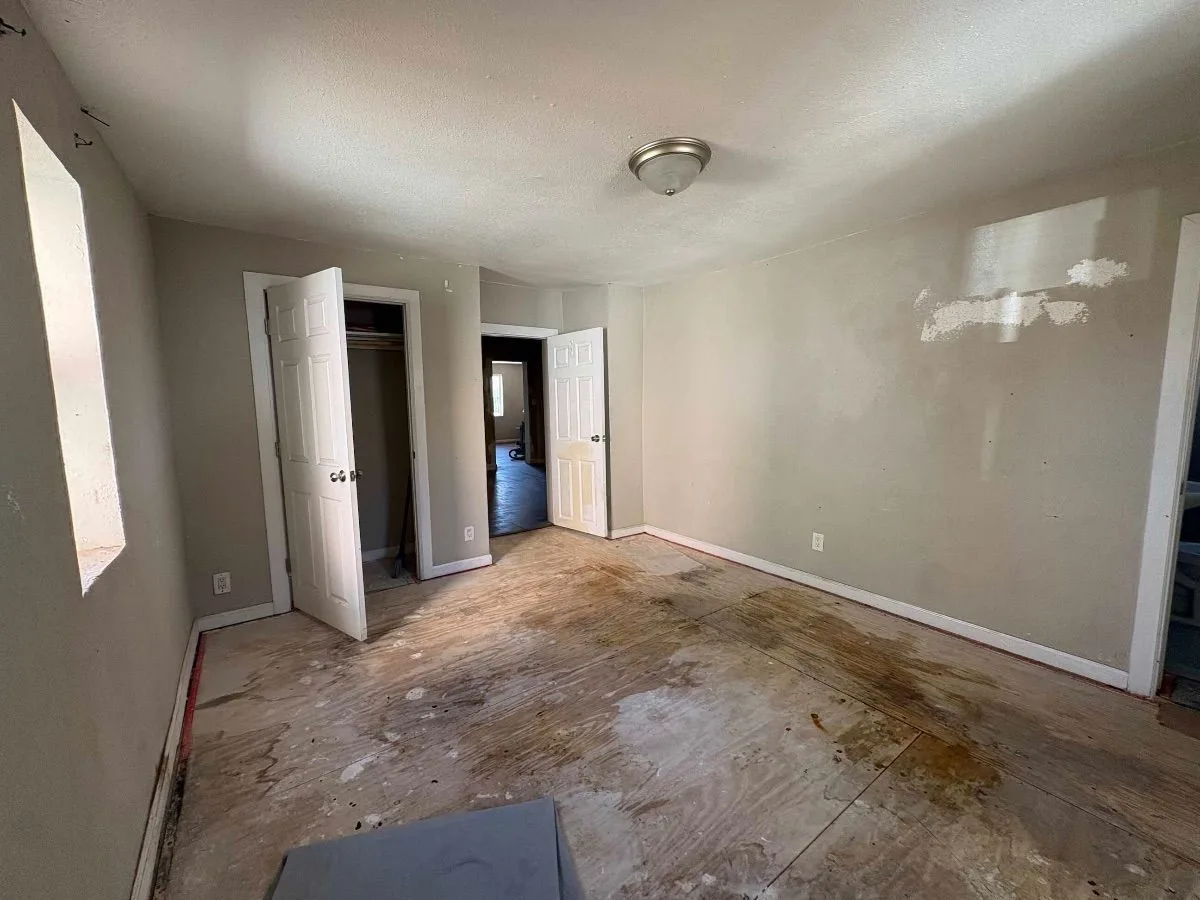5ebbb807-8dee-bc84-9f48-2a8f476ed760 — 543 Dallas St SE, Albuquerque, NM 87108