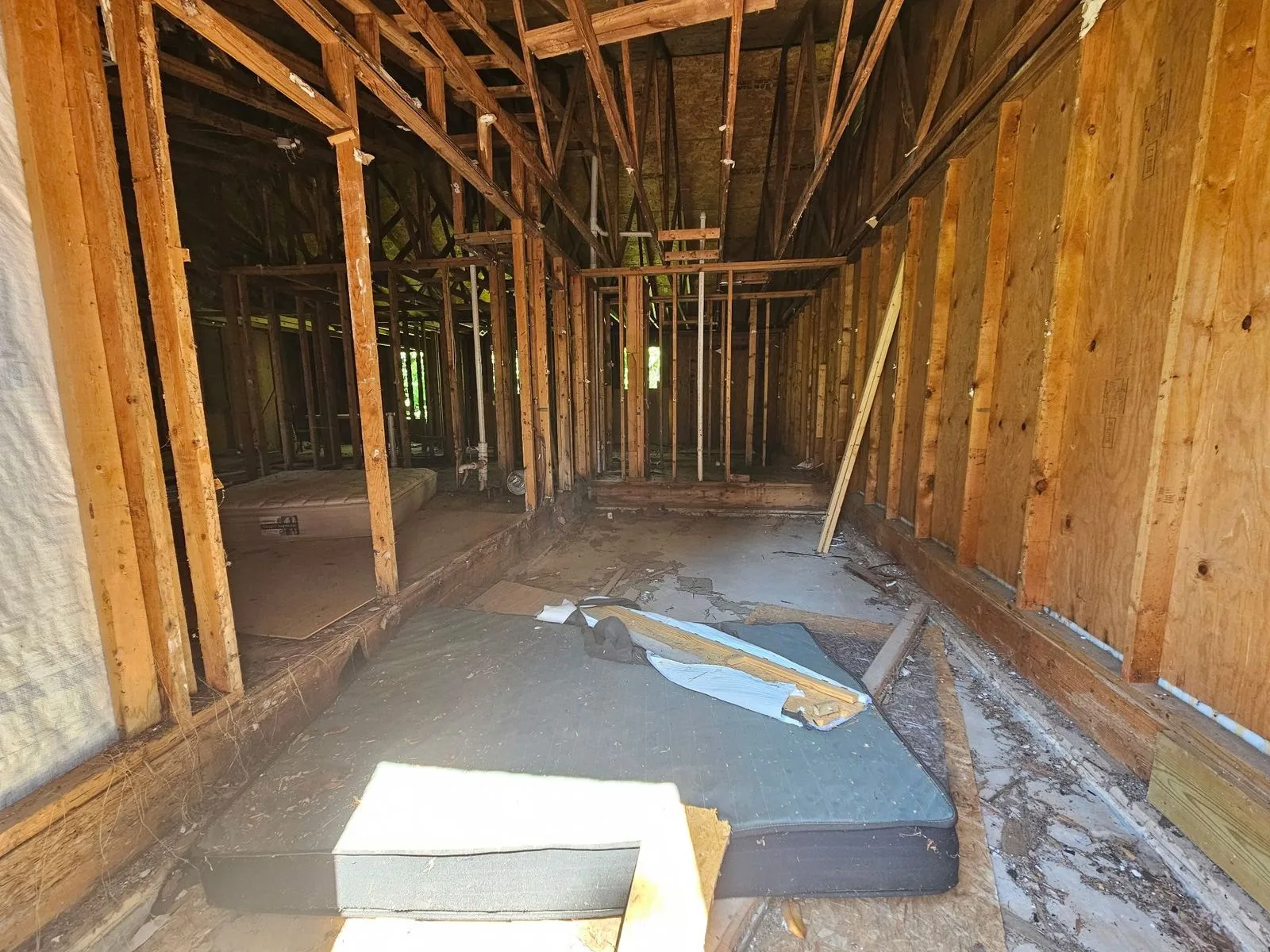 18068 — 1169 Mainstreet Valley Dr, Stone Mountain, GA 30088