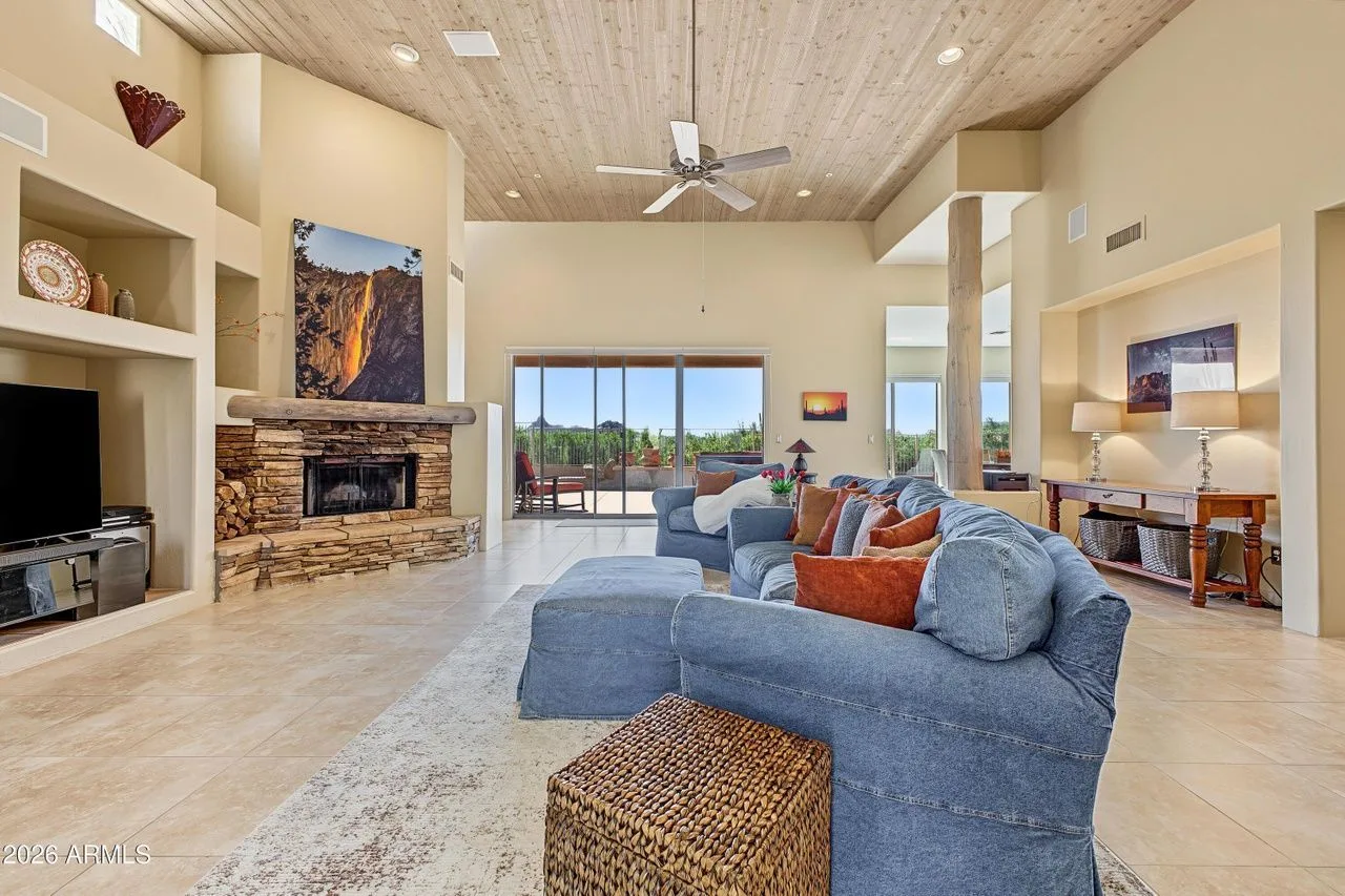 7063077_1_2H — 28752 N 111th St, Scottsdale, AZ 85262