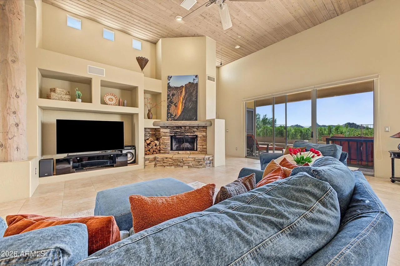 7063077_10_2F — 28752 N 111th St, Scottsdale, AZ 85262