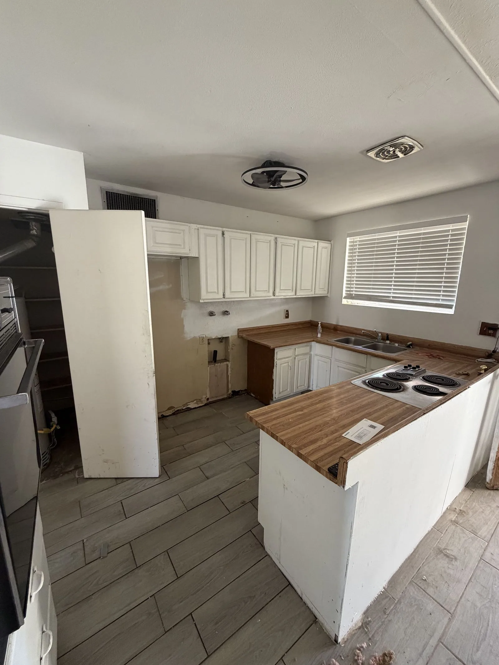 IMG_8095 — 3446 N 49th Ave, Phoenix, AZ 85031