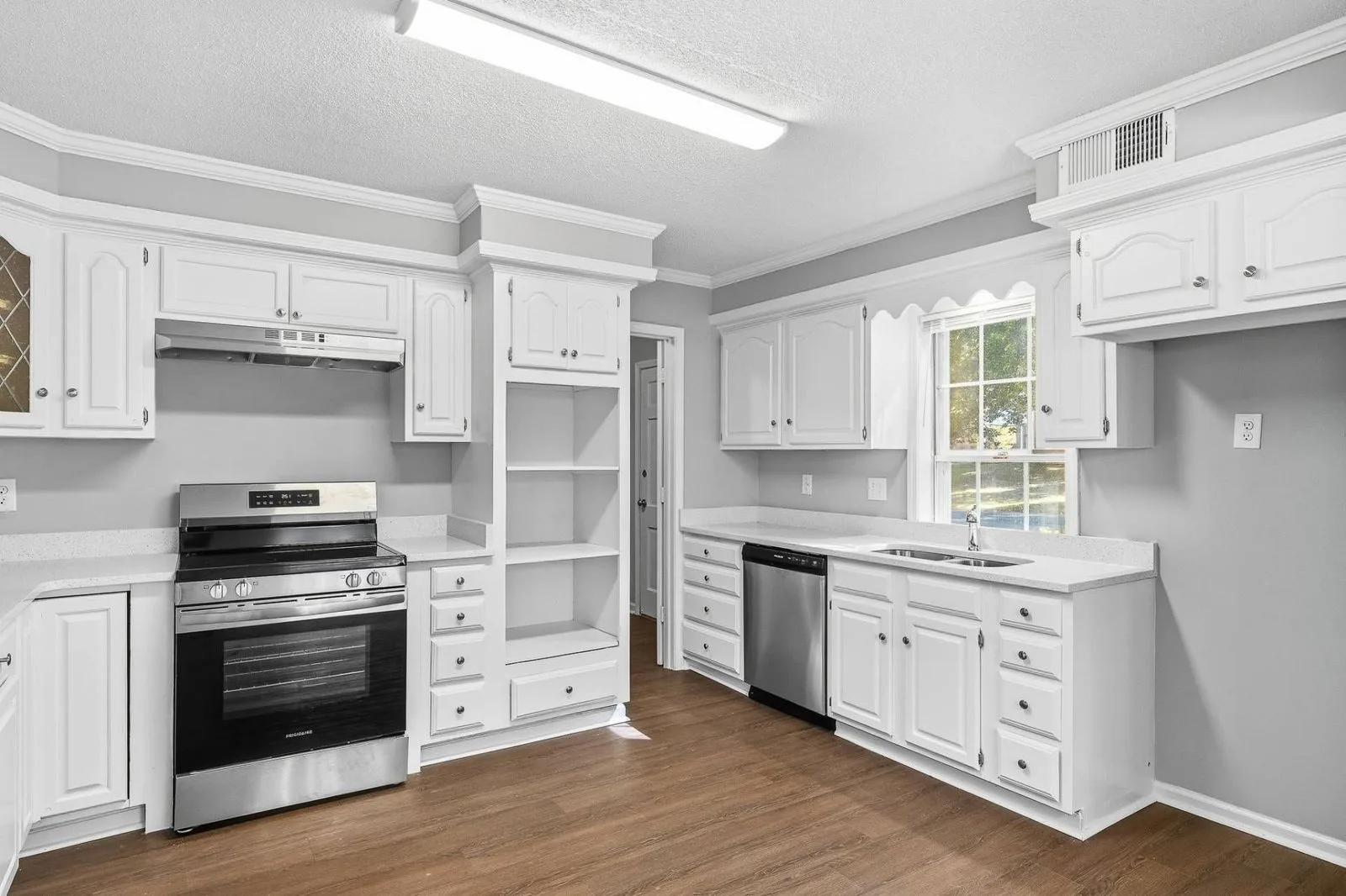 4734_Quintell_Ave-18 — 4734 Quintell Ave, Memphis, TN 38128