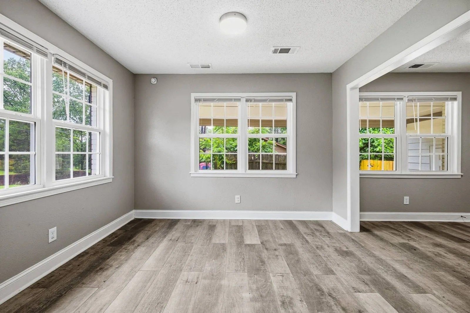 36_W_Emory_Rd-10 — 36 W Emory Dr, Memphis, TN 38109