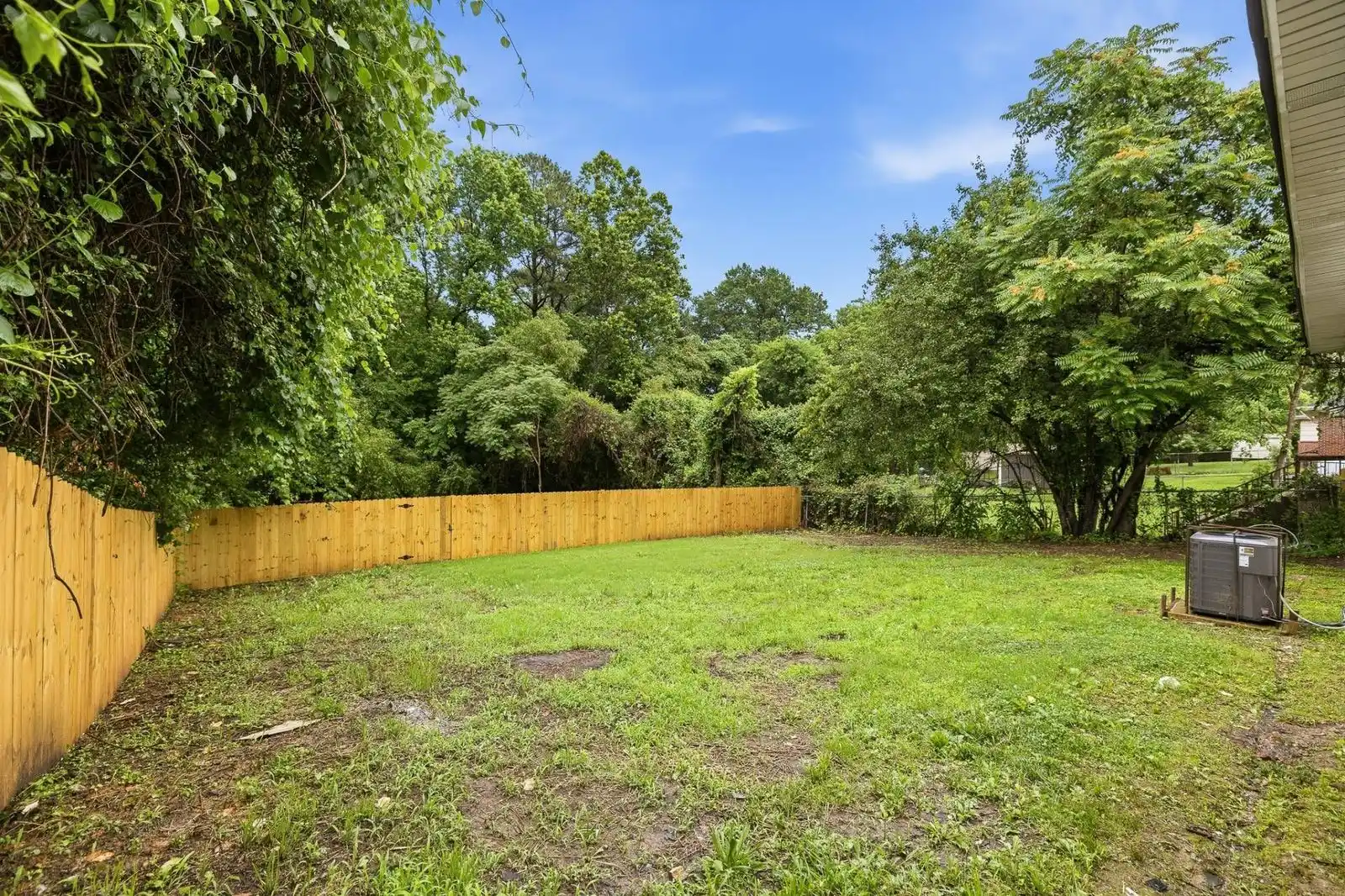 36_W_Emory_Rd-26 — 36 W Emory Dr, Memphis, TN 38109