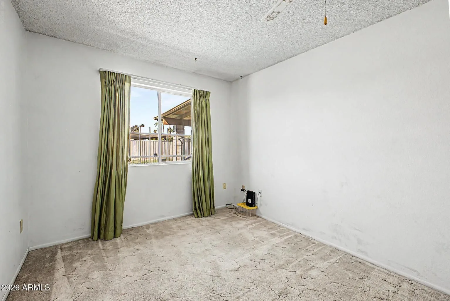 20261015160815683416000000-o — 3402 E Paradise Dr, Phoenix, AZ 85028