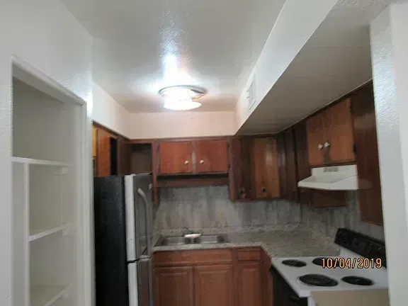 42445309aad1c3b405d09629cc2f0217-cc_ft_576 — 2408 W Campbell Ave, Apt 320, Phoenix, AZ 85015