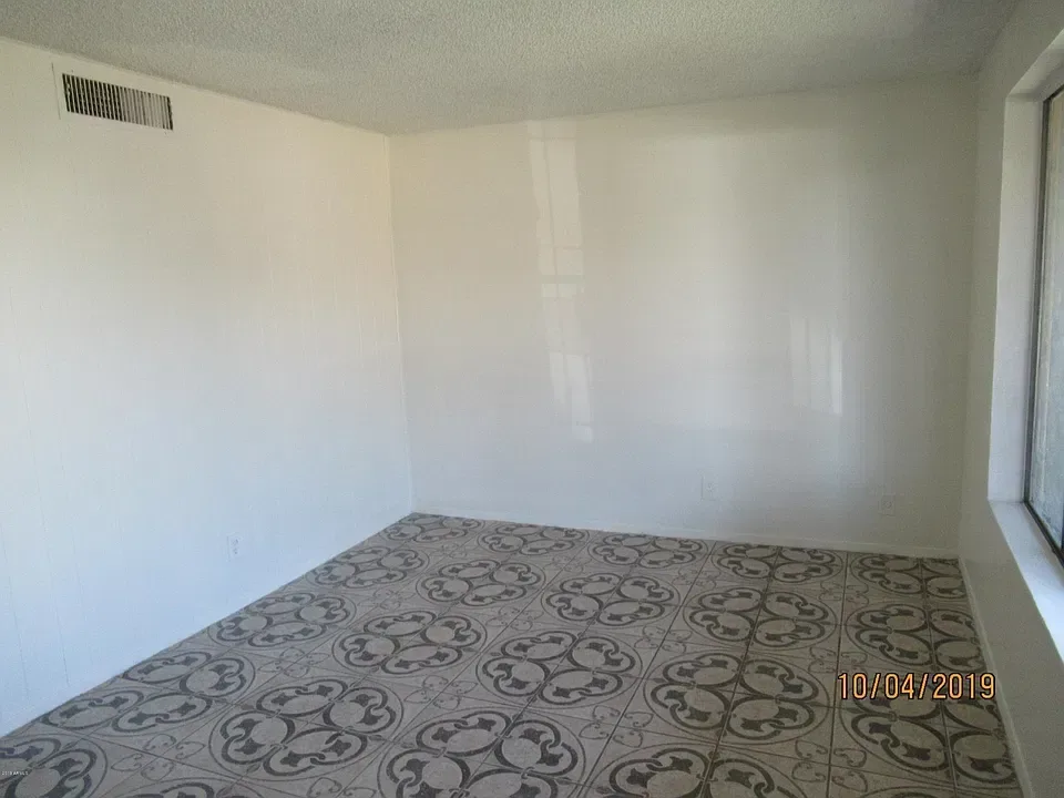 383b5b322f8b7abe4fa183082272a7af-cc_ft_960 — 2408 W Campbell Ave, Apt 320, Phoenix, AZ 85015