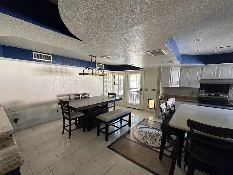 20251015050921291270000000-o — 5726 W Ivanhoe St, Chandler, AZ 85226