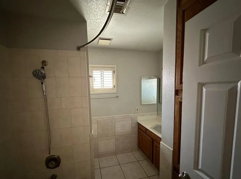 20251015050829039839000000-o — 5726 W Ivanhoe St, Chandler, AZ 85226