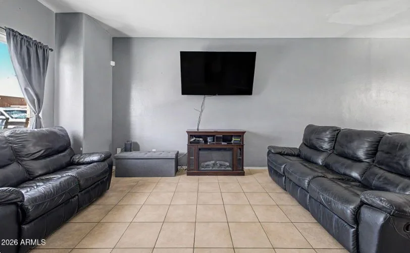 9400559 — 2300 E Magma Rd, #167, San Tan Valley, AZ 85143