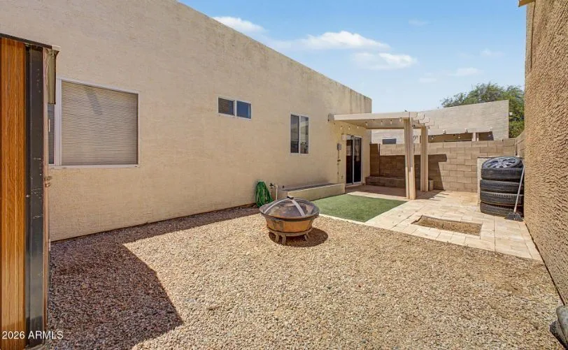 9400582 — 2300 E Magma Rd, #167, San Tan Valley, AZ 85143