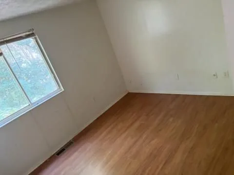photo-07 — 6098 Marbut Rd, Lithonia, GA 30058