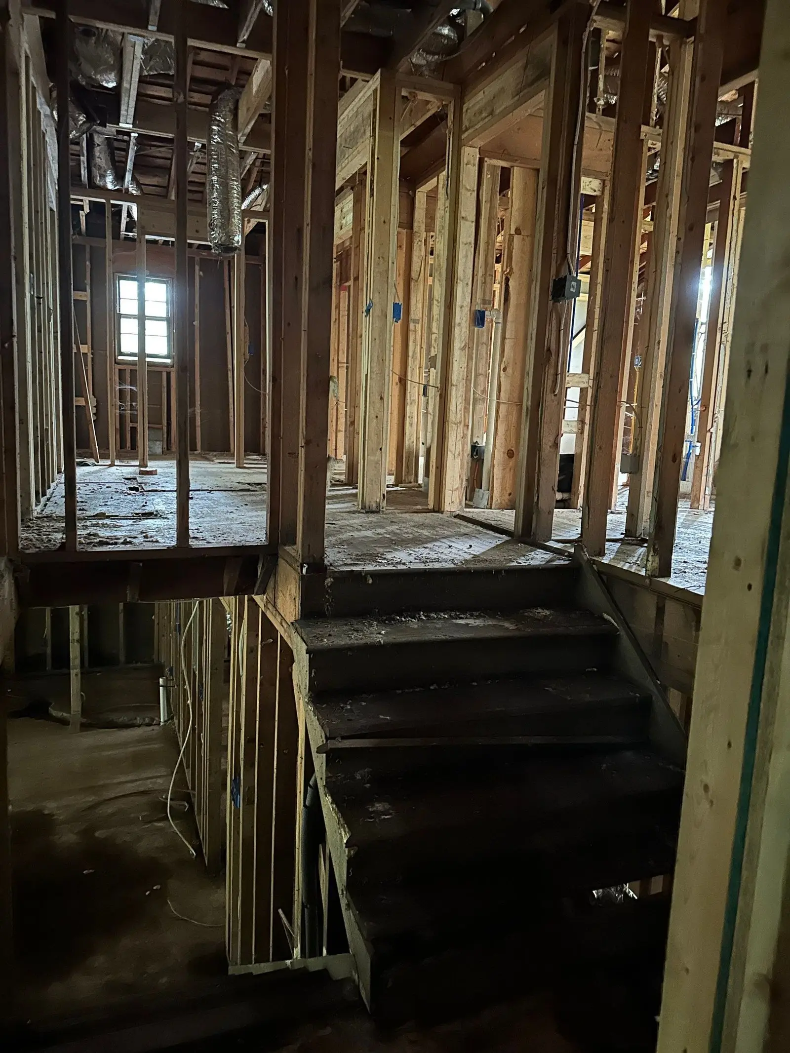 016 — 7975 Innsbruck Dr, Sandy Springs, GA 30350