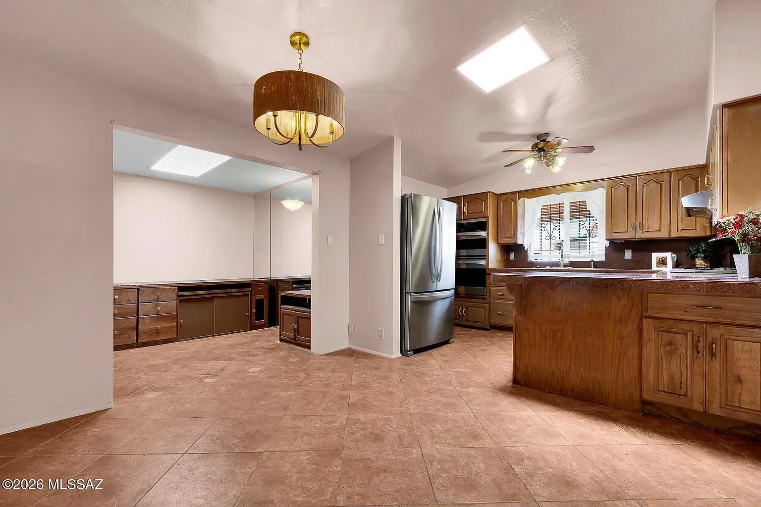 1 (28) (1) — 7425 E 20th St, Tucson, AZ 85710