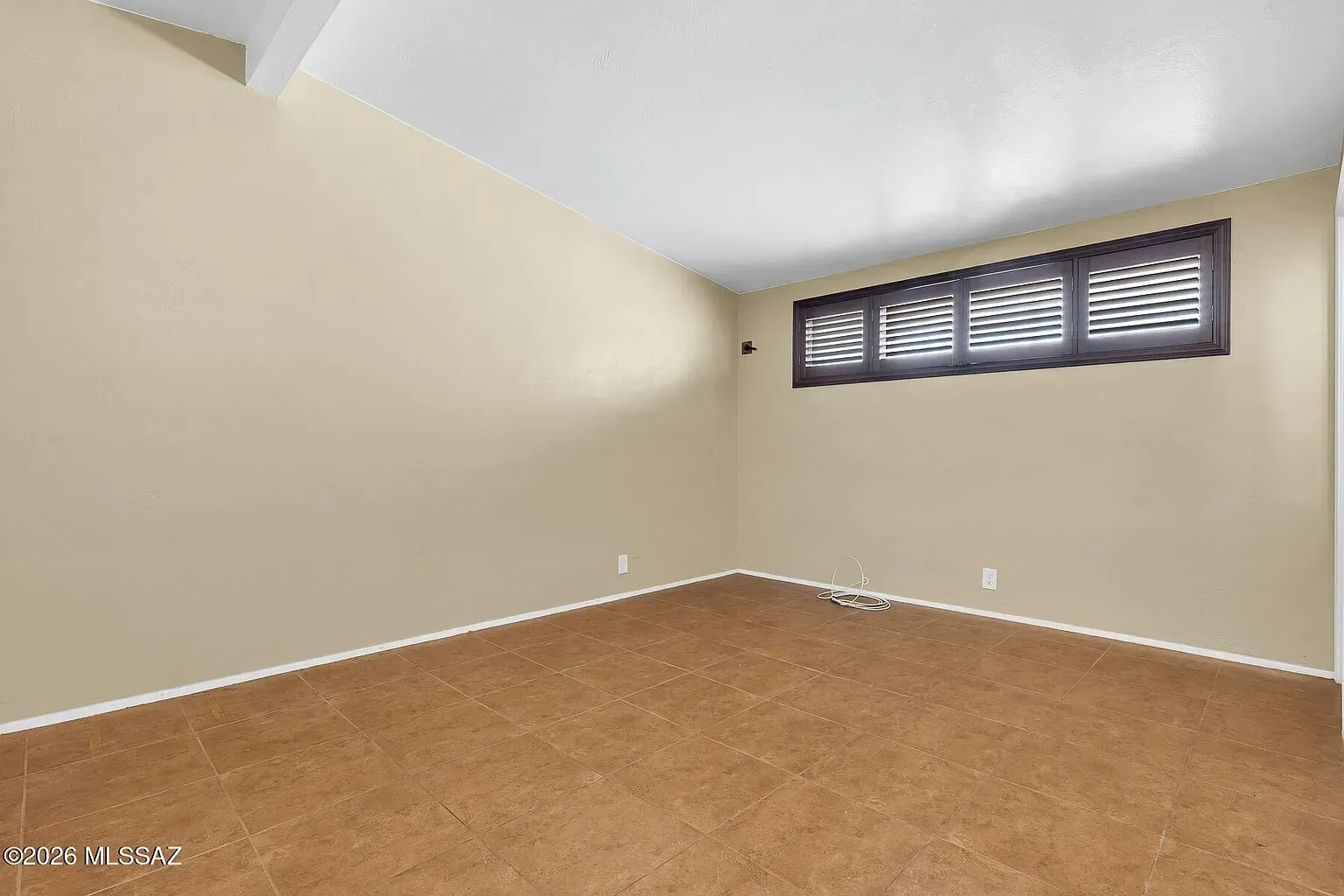 1 (42) (1) — 7425 E 20th St, Tucson, AZ 85710