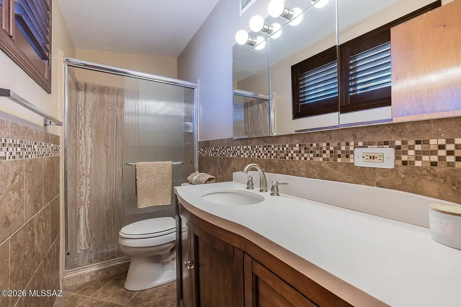 1 (17) (1) — 7425 E 20th St, Tucson, AZ 85710