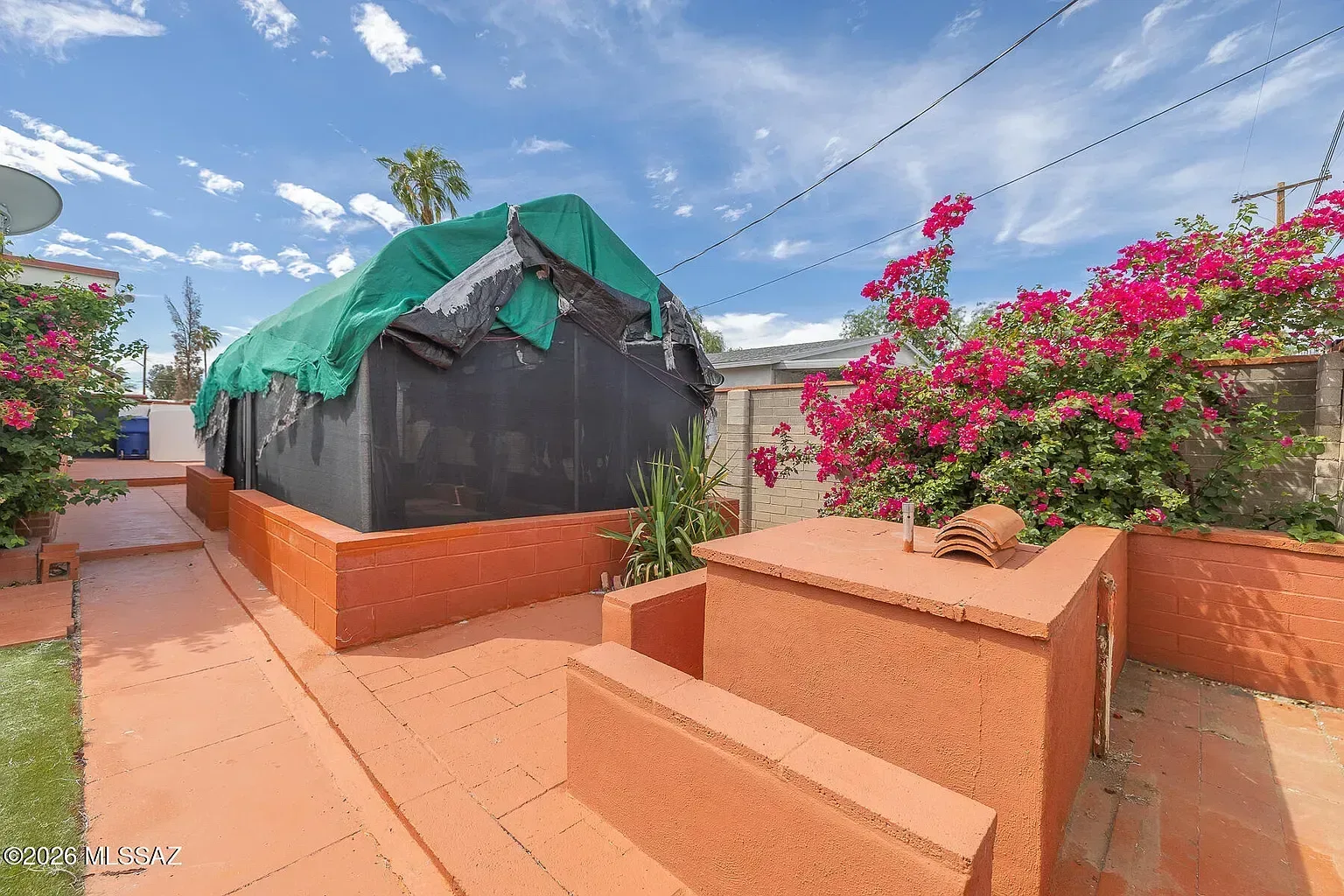 1 (24) (1) — 7425 E 20th St, Tucson, AZ 85710