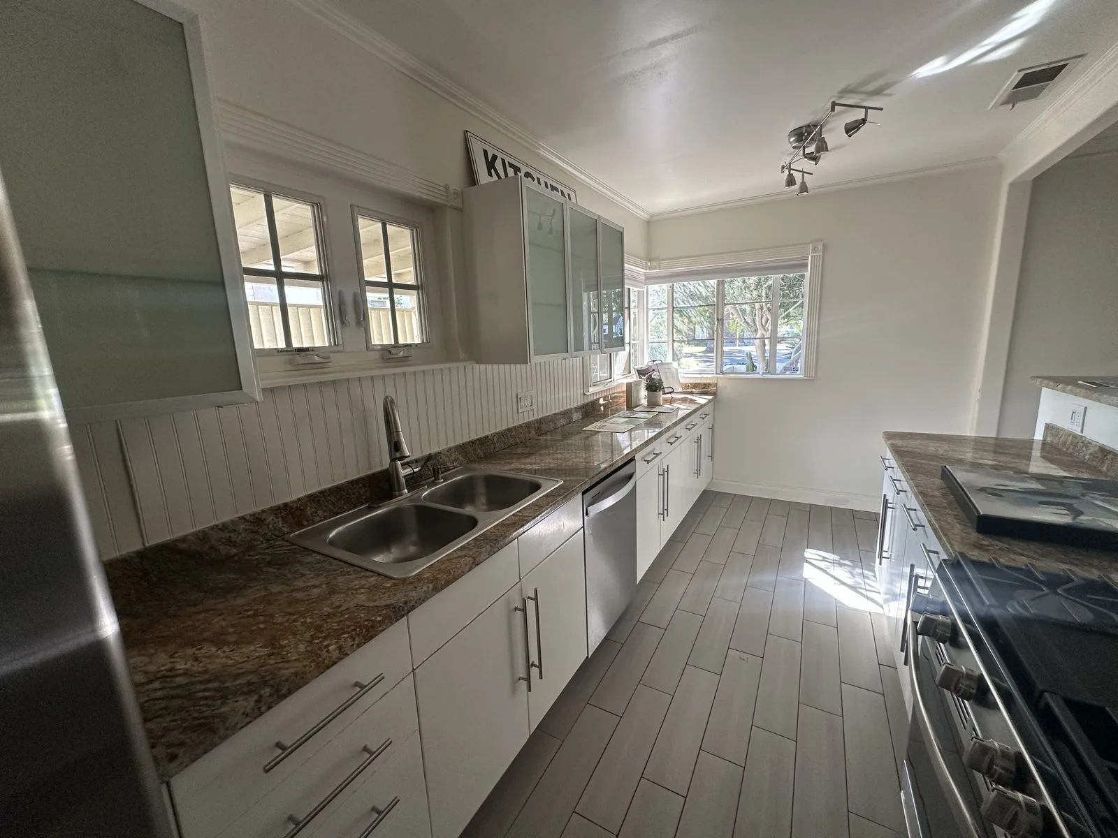 1526 W Wilshire Drive - IMG_6936 — 1526 W Wilshire Dr, Phoenix, AZ 85007