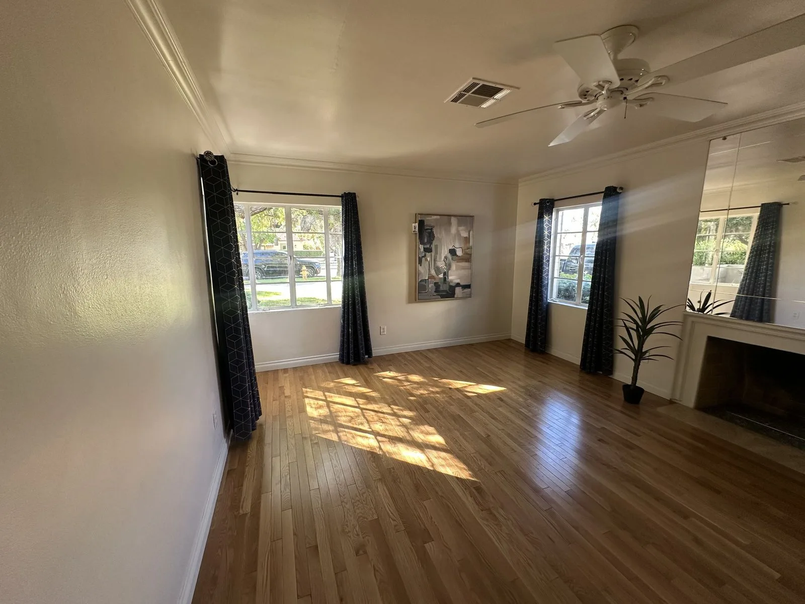 1526 W Wilshire Drive - IMG_6917 — 1526 W Wilshire Dr, Phoenix, AZ 85007